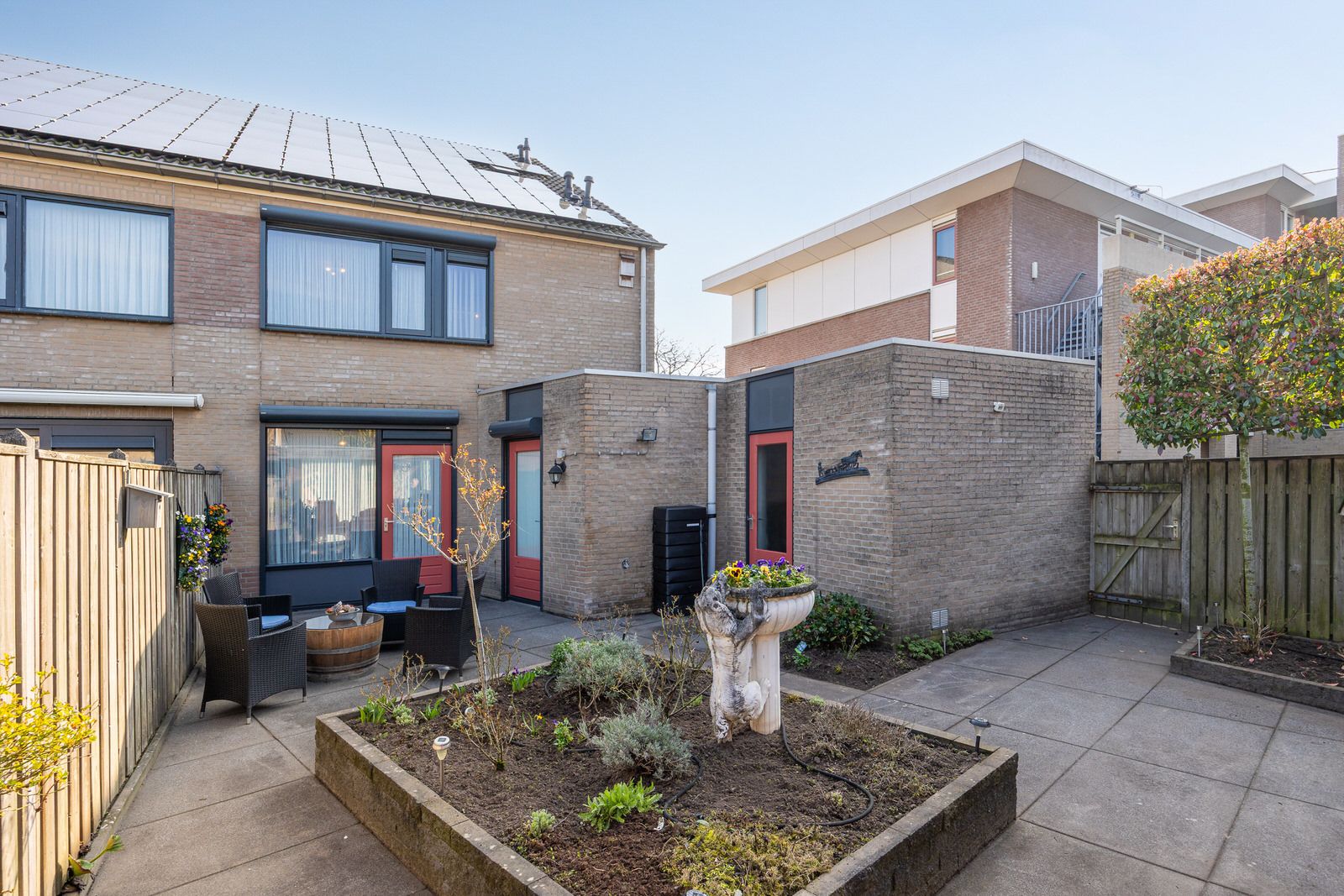 Photo 48 of Annastraat 119