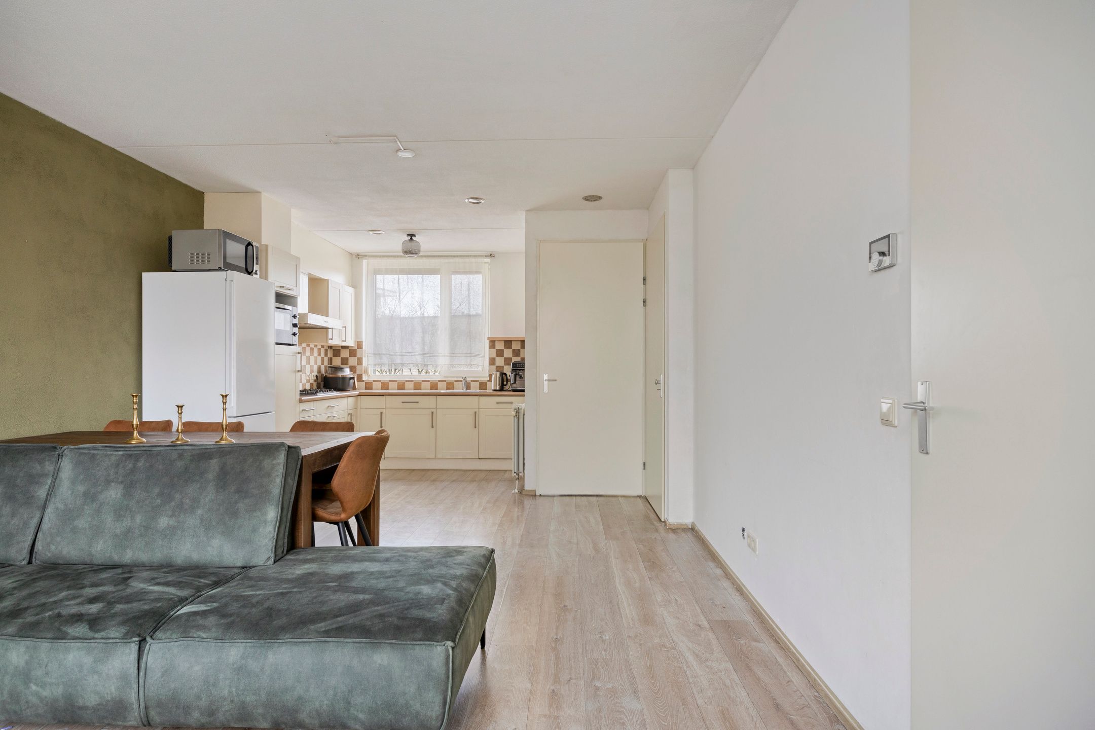 Photo 6 of Strohuls 49