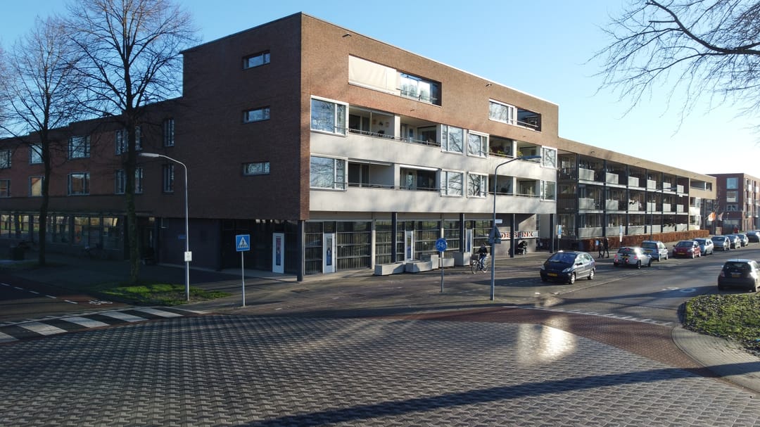 Photo 41 of Zuiderzeeweg 85