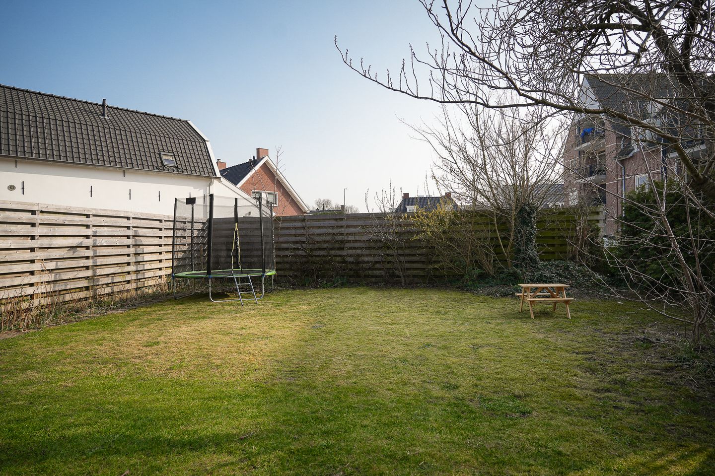 Photo 35 of Waalstraat 1