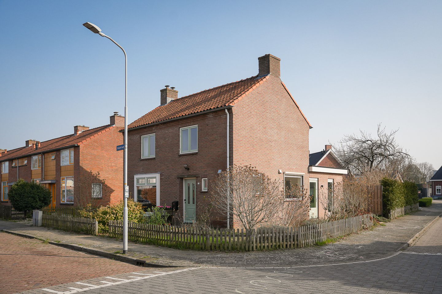 Photo 40 of Waalstraat 1