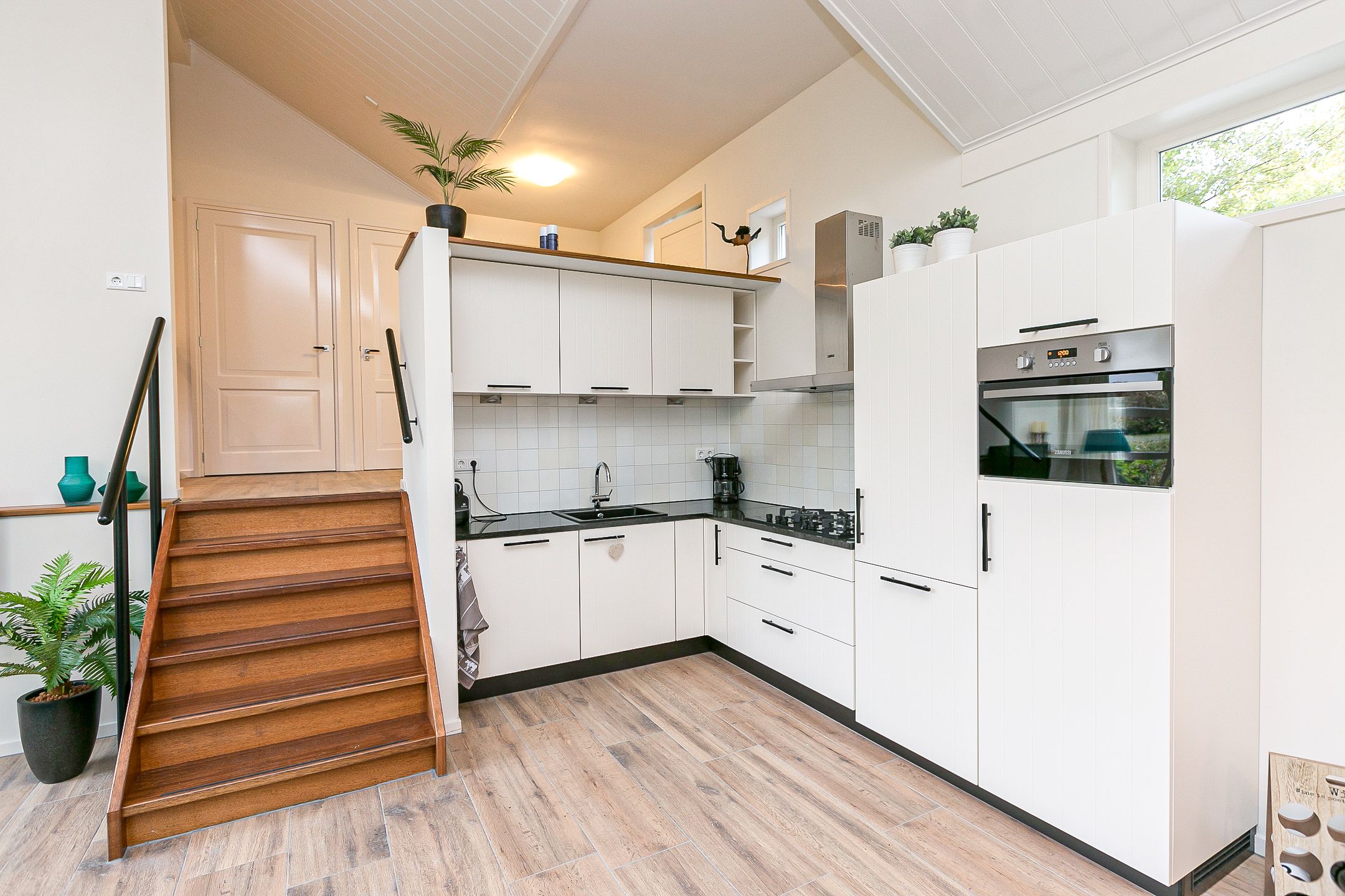 2-bedroom freehold villa in Loosdrecht — photo 2 of 5