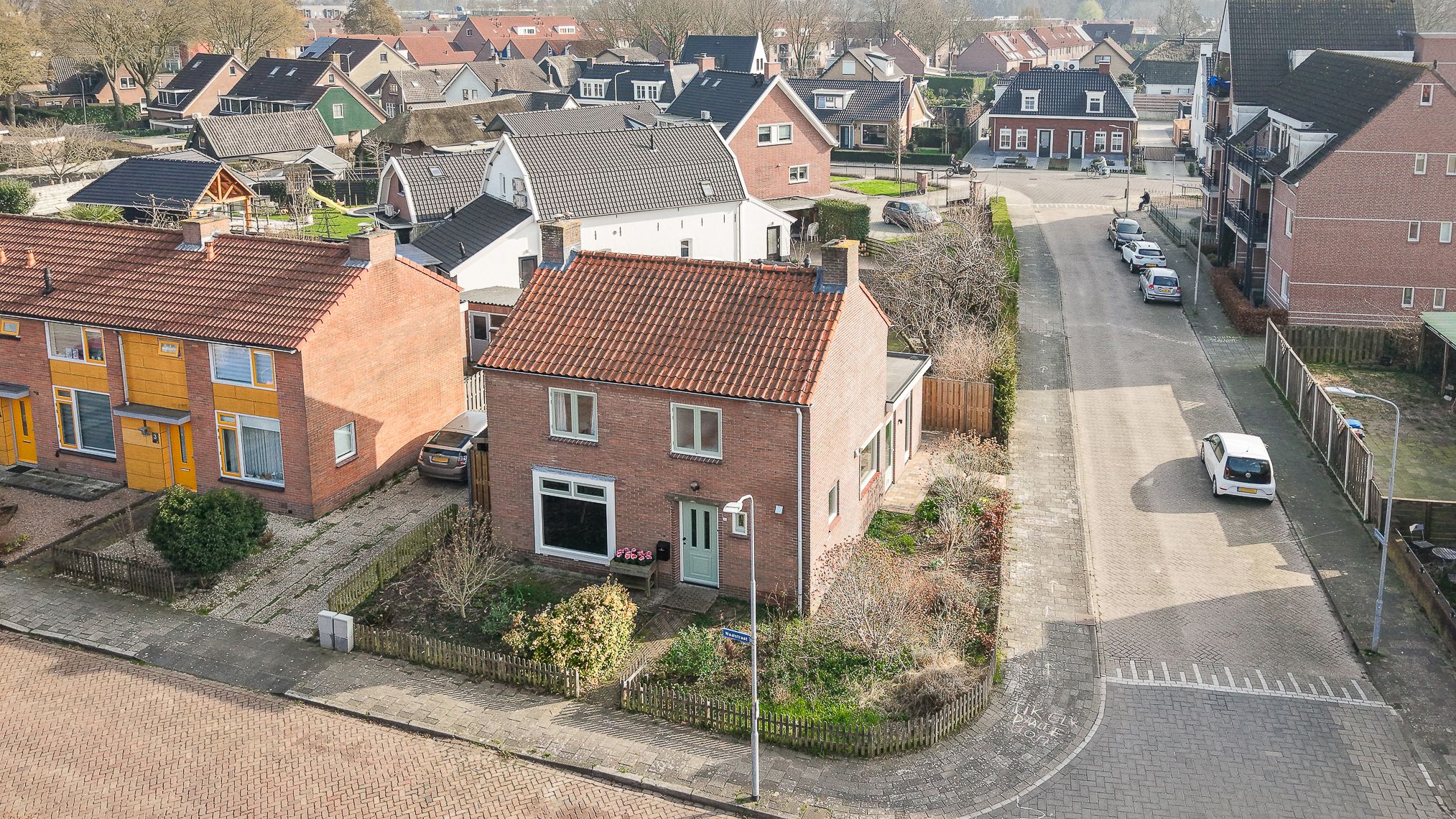 Photo 45 of Waalstraat 1