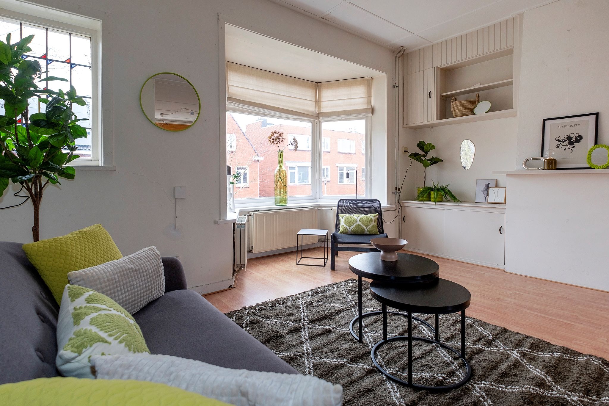 Characteristic 1930s Upper Apartment with 4 Bedrooms and Balcony in Groningen — 12