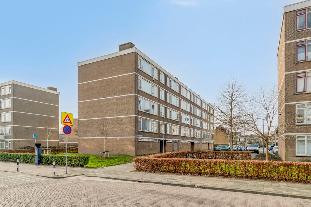 Photo 23 of Menno ter Braakstraat 39