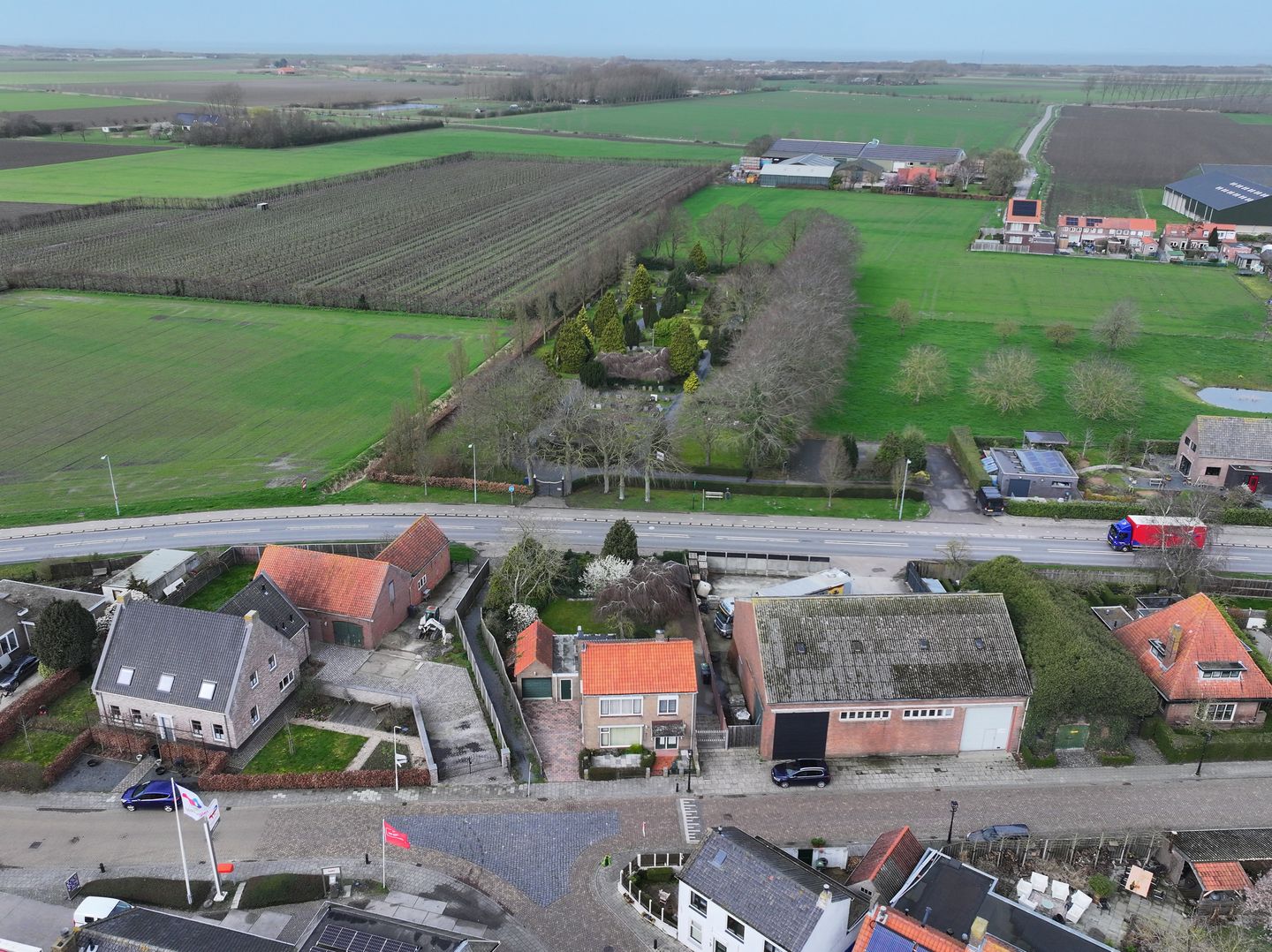 Spacious detached house with garden and garage in Groede — 38