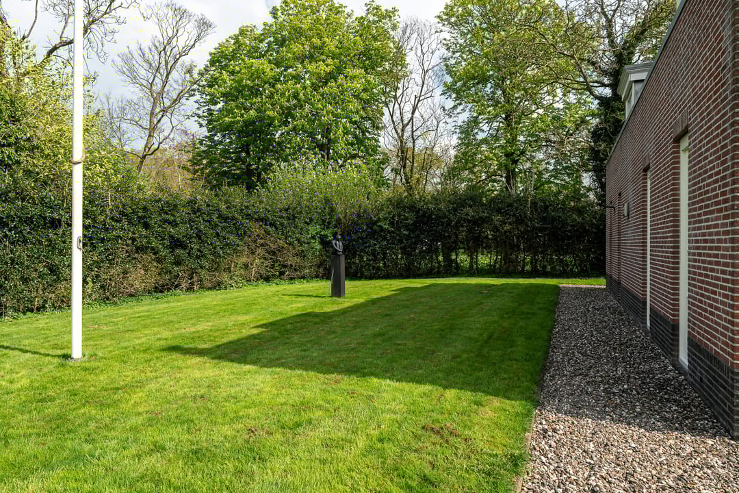 Photo 68 of De Finne 7