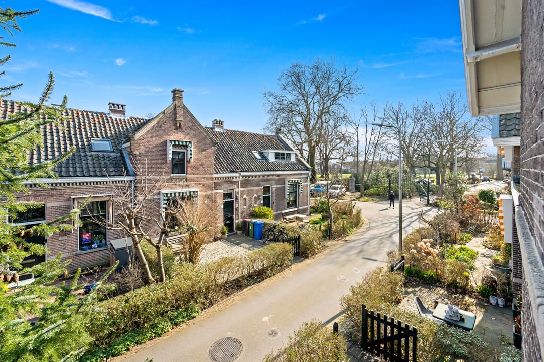 Photo 26 of Frederik Matthesstraat 7