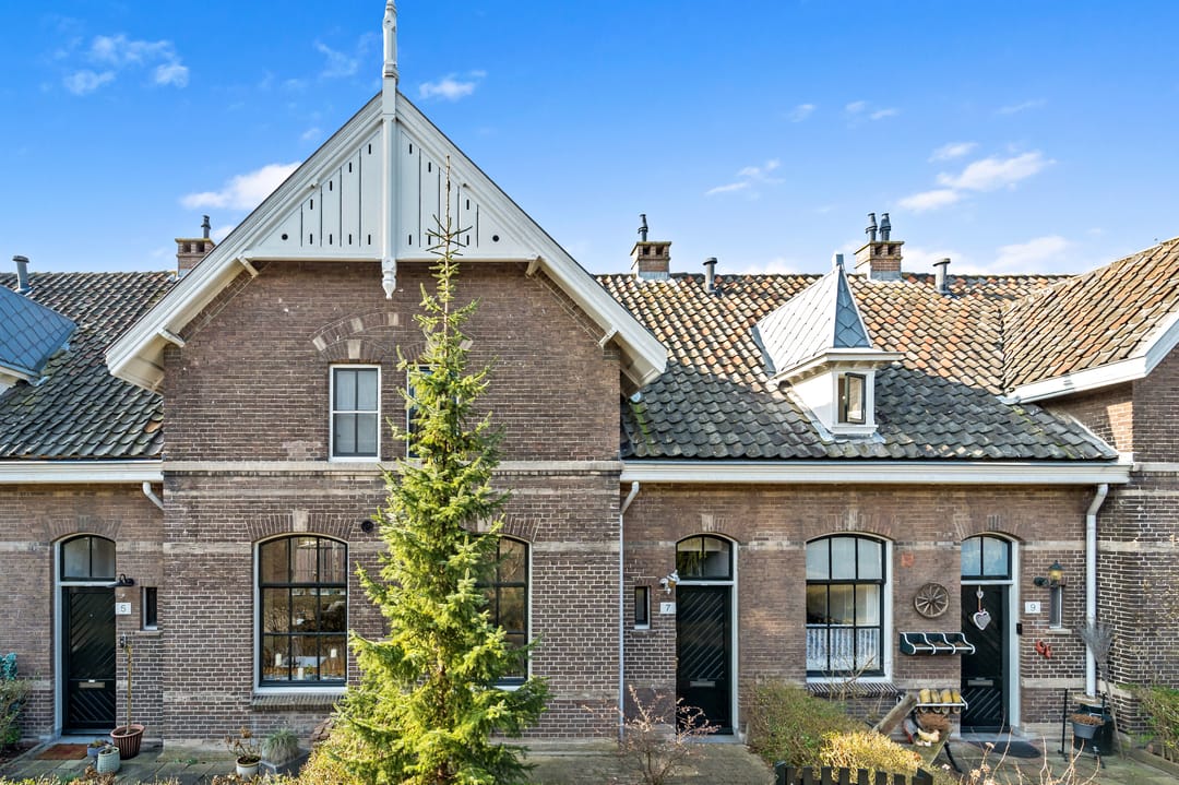 Photo 2 of Frederik Matthesstraat 7