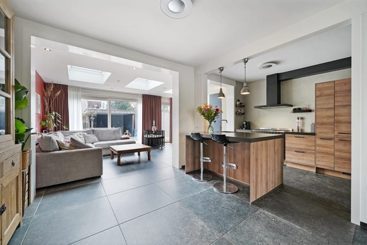 Foto 2 van Wiardi Beckmanlaan 4