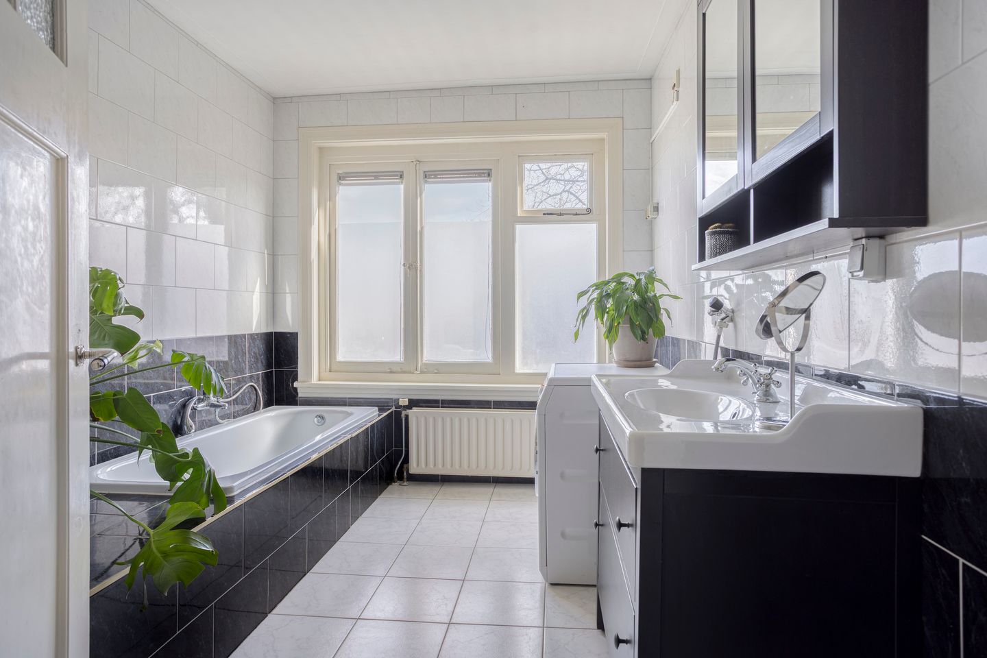 Photo 4 of Petrus Campersingel 151