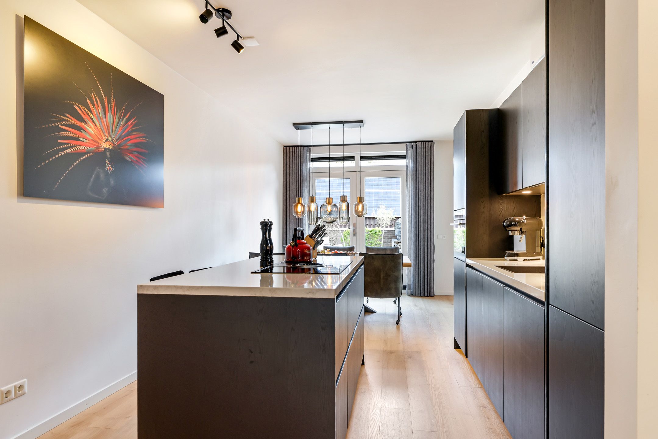 Fully Renovated Apartment with Large Sunny Terrace in Huissen Center — 22