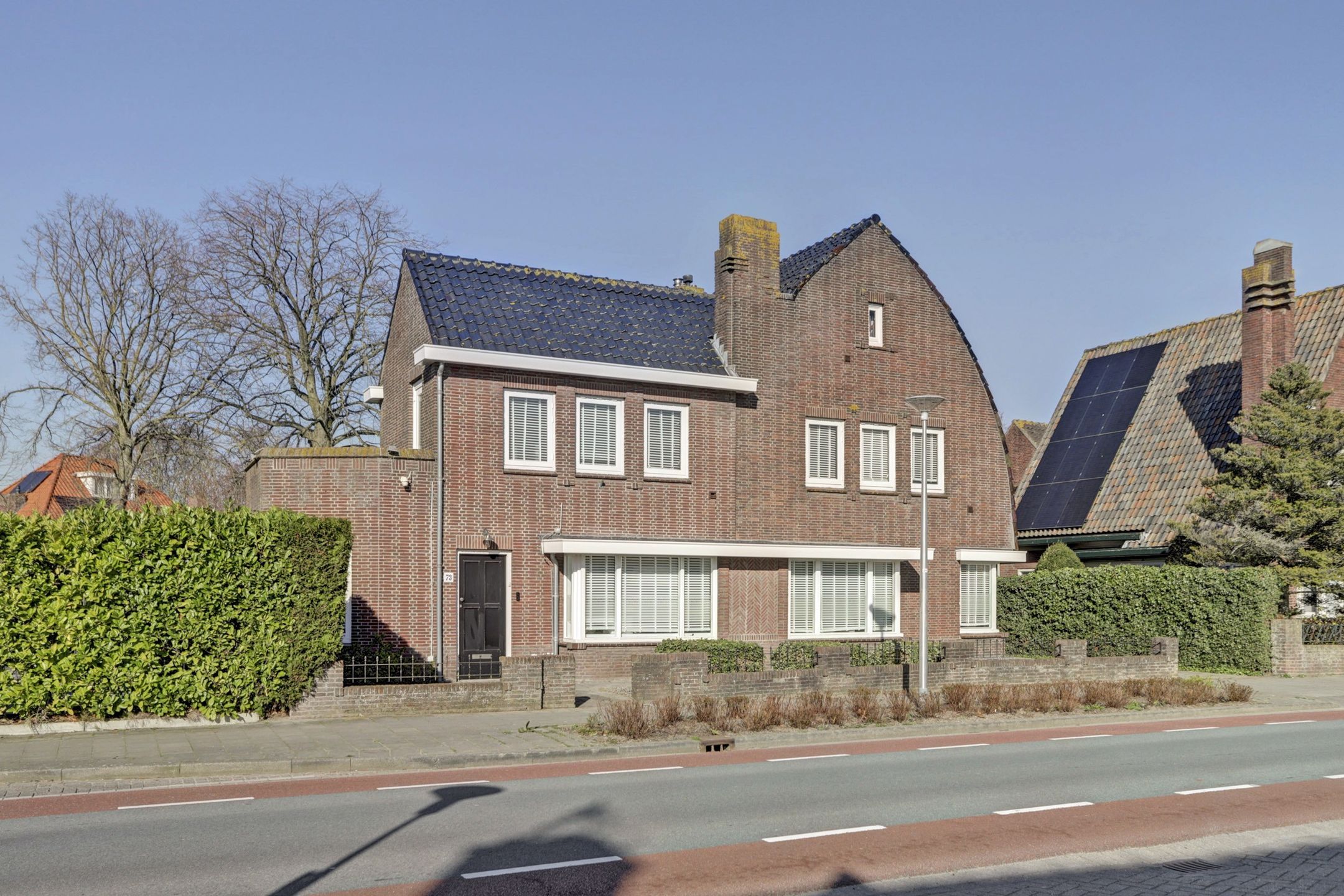 Foto 66 van Burgemeester van Loonstraat 73