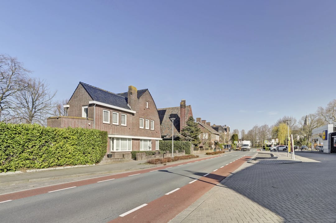 Foto 67 van Burgemeester van Loonstraat 73