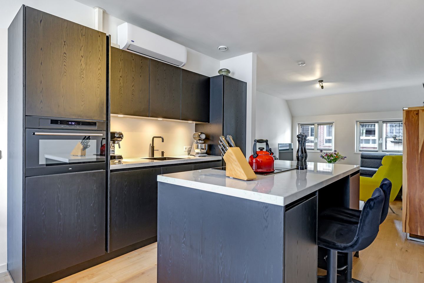 Fully Renovated Apartment with Large Sunny Terrace in Huissen Center — 32