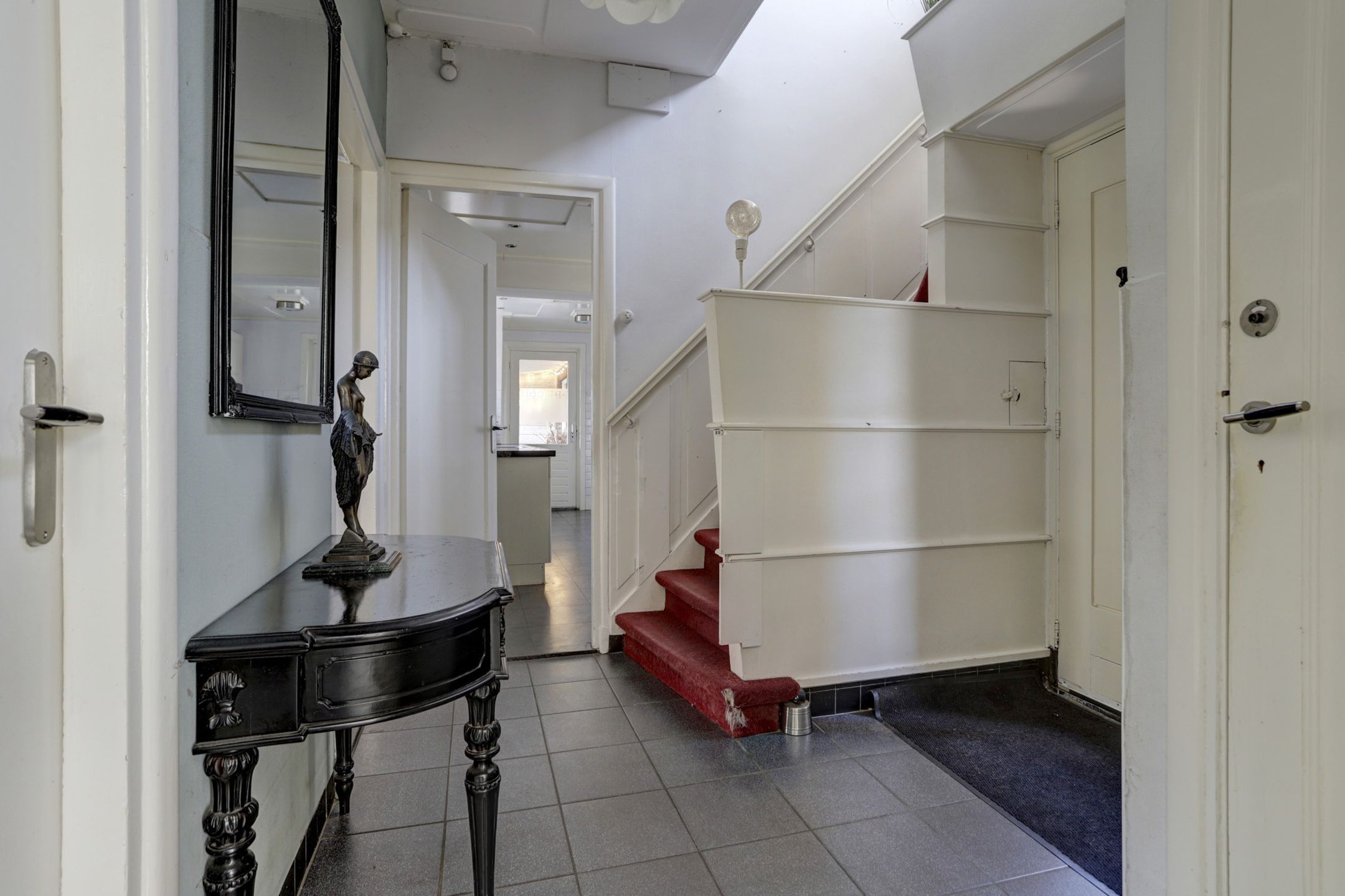 Foto 12 van Burgemeester van Loonstraat 73