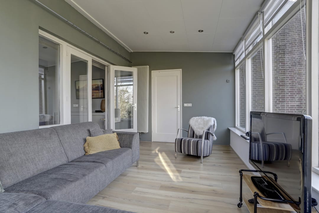 Foto 28 van Burgemeester van Loonstraat 73