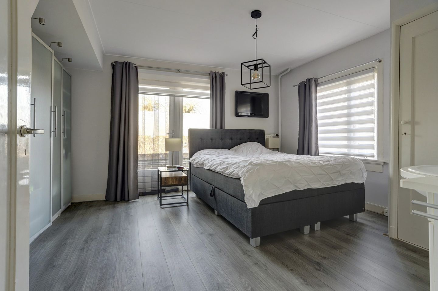 Foto 35 van Burgemeester van Loonstraat 73