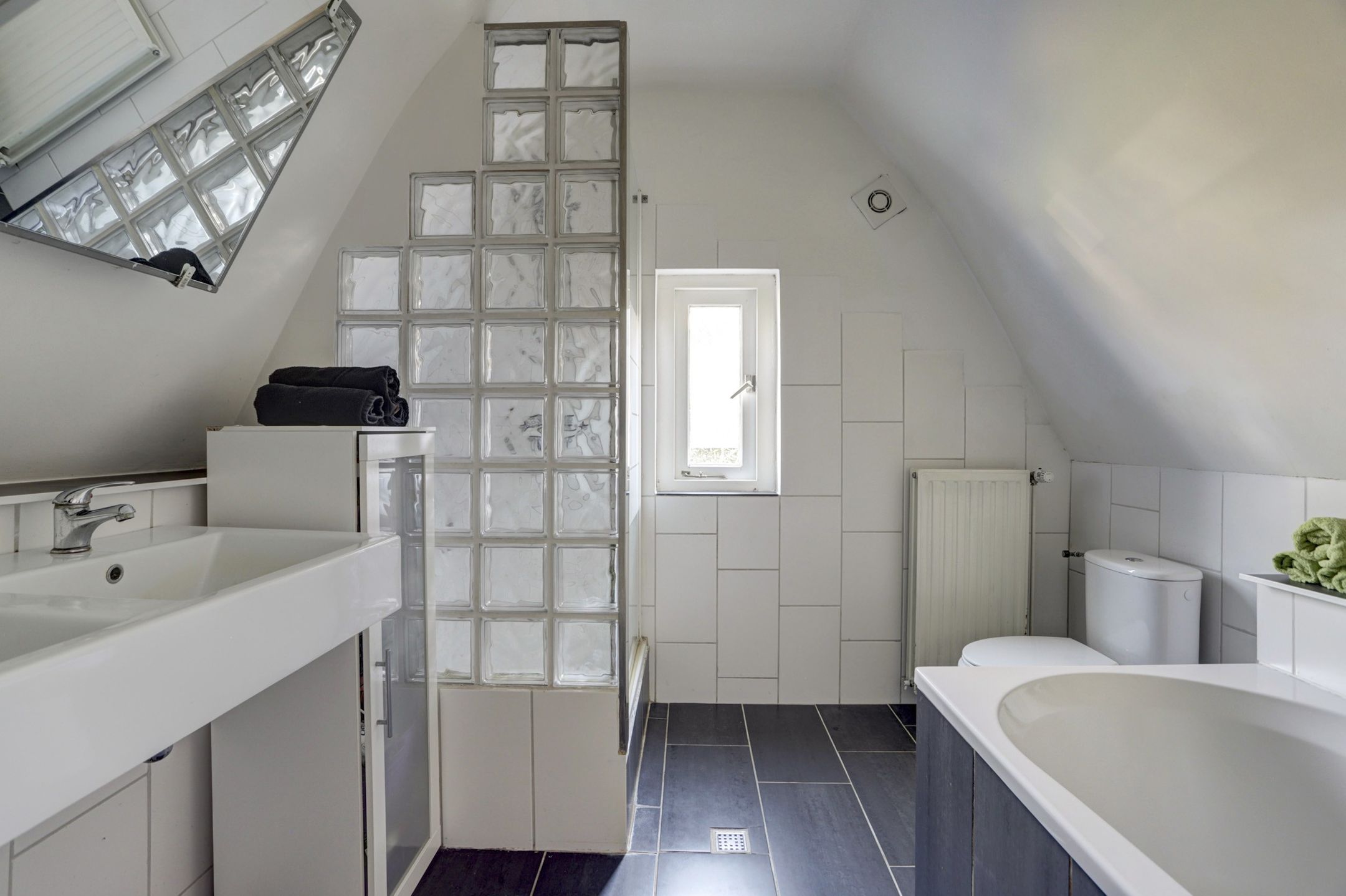 Foto 48 van Burgemeester van Loonstraat 73