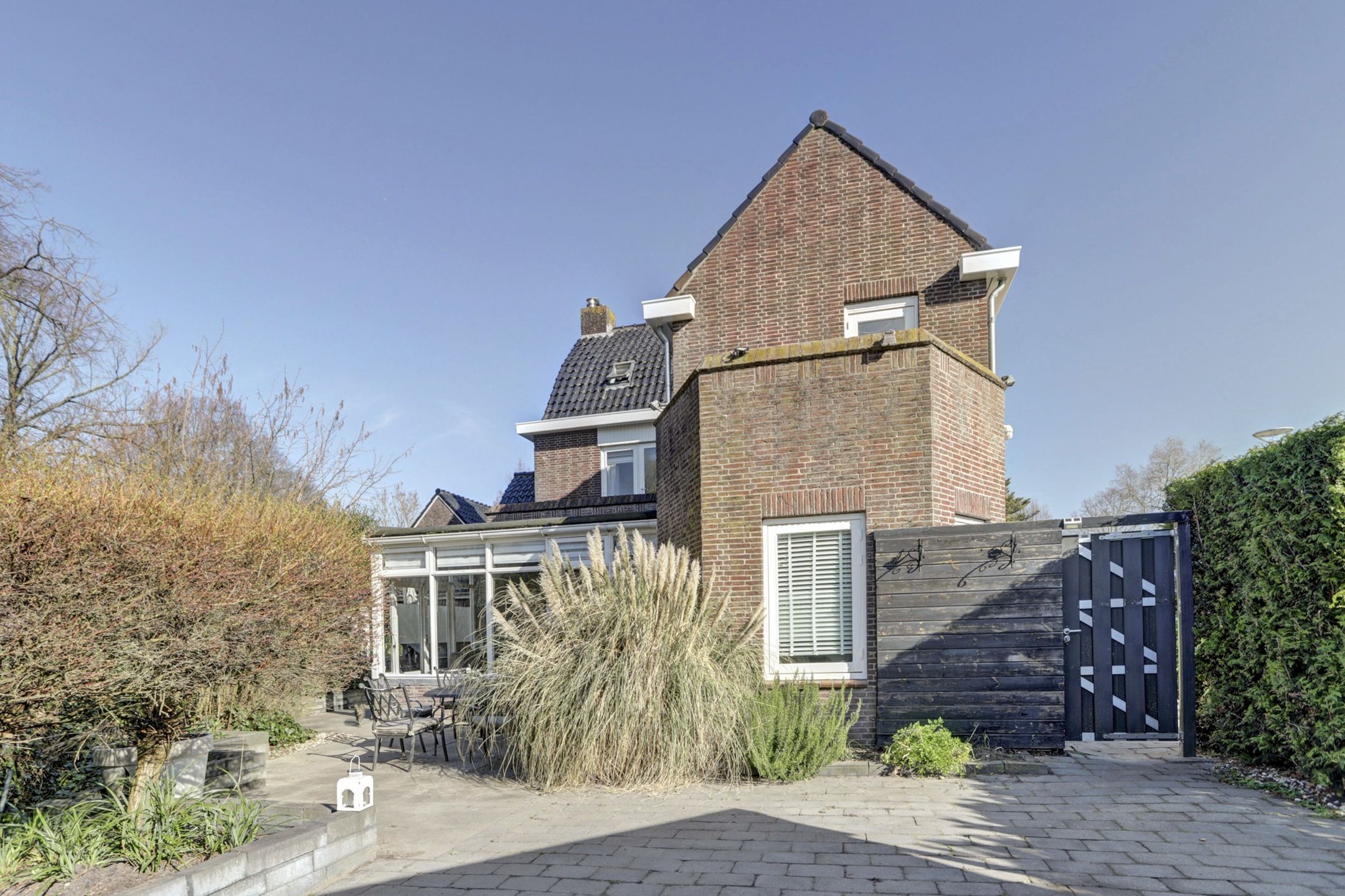 Foto 63 van Burgemeester van Loonstraat 73