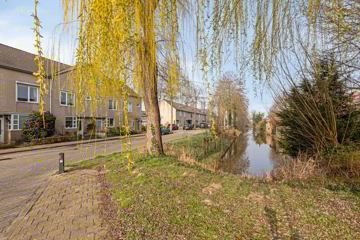 Photo 2 of Zesbunder 50