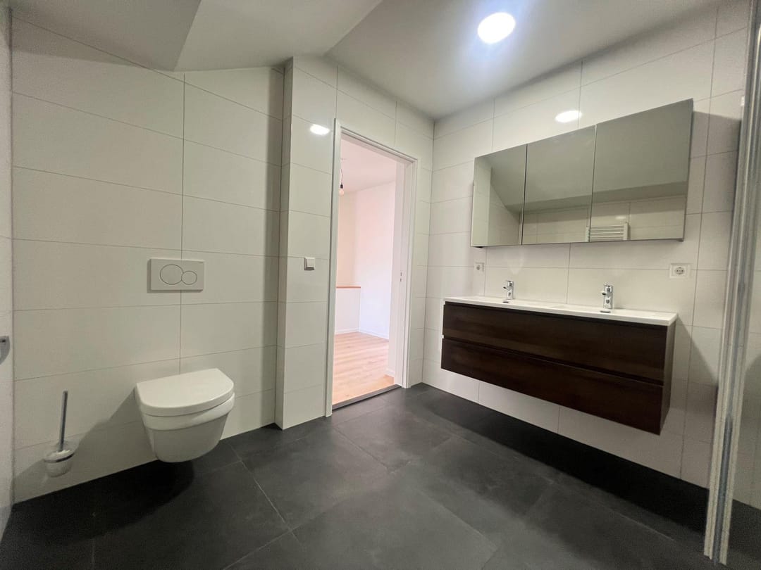 Photo 17 of Veenendaalkade 333