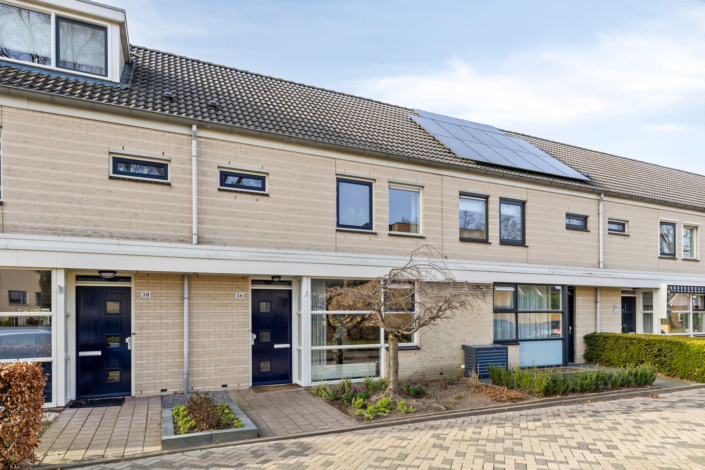 Photo 4 of Namenstraat 36