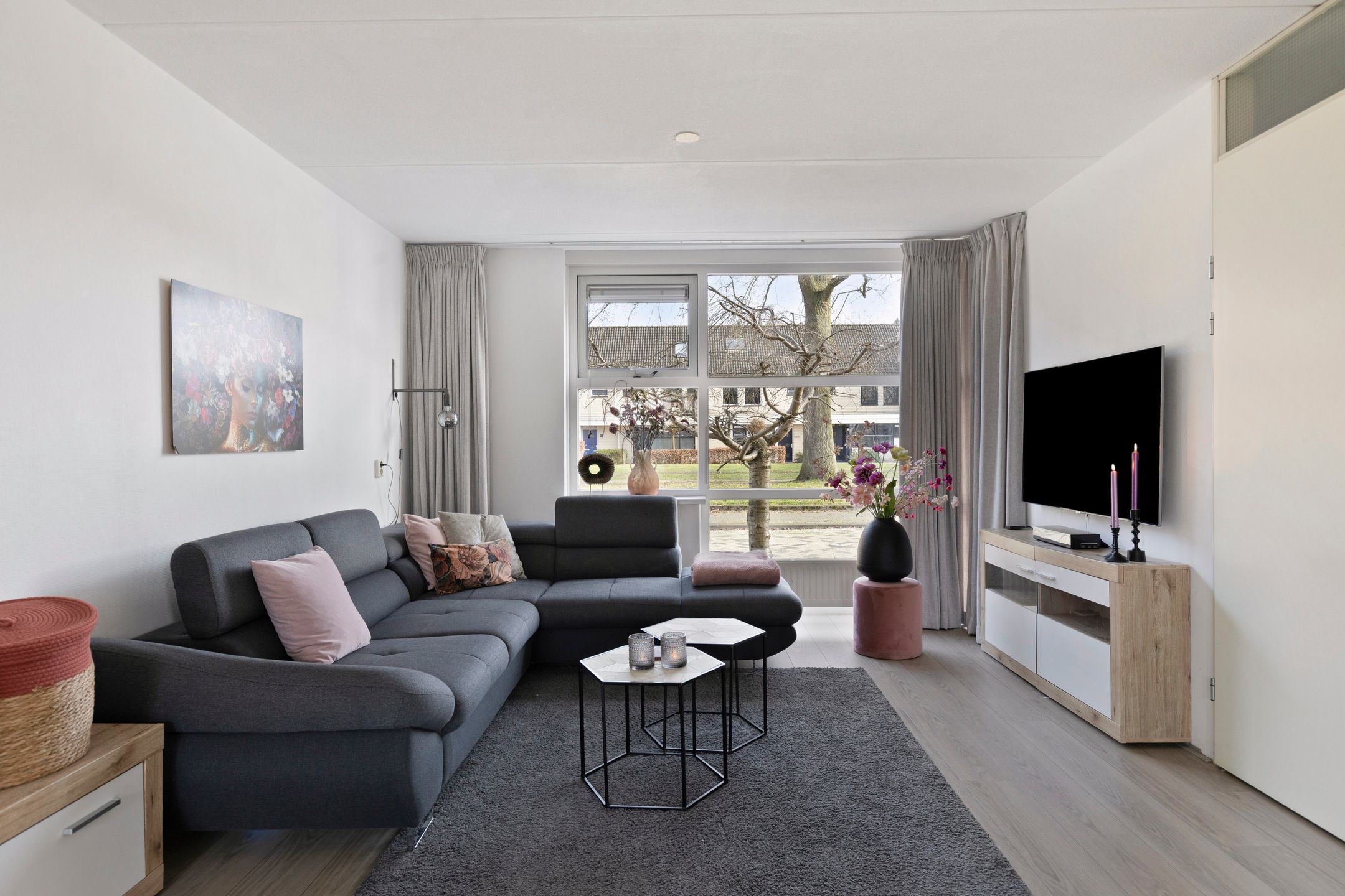 Photo 6 of Namenstraat 36