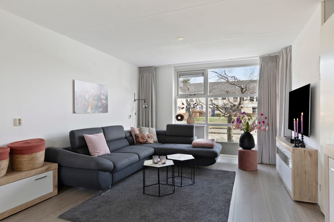 Photo 7 of Namenstraat 36