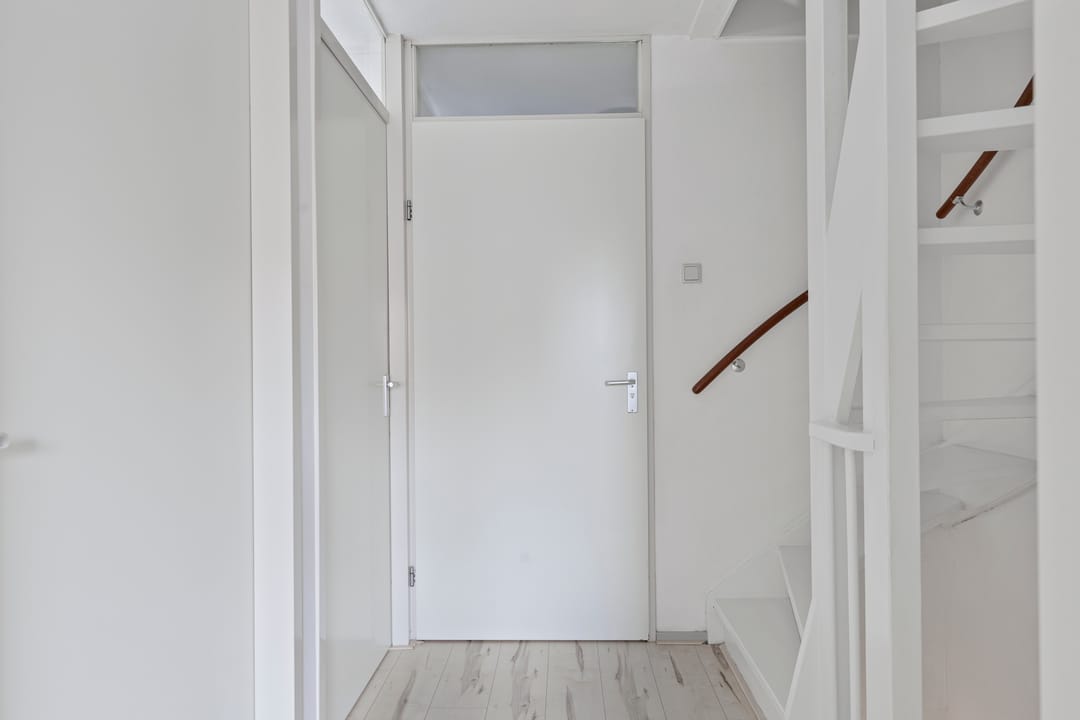 Photo 13 of Namenstraat 36