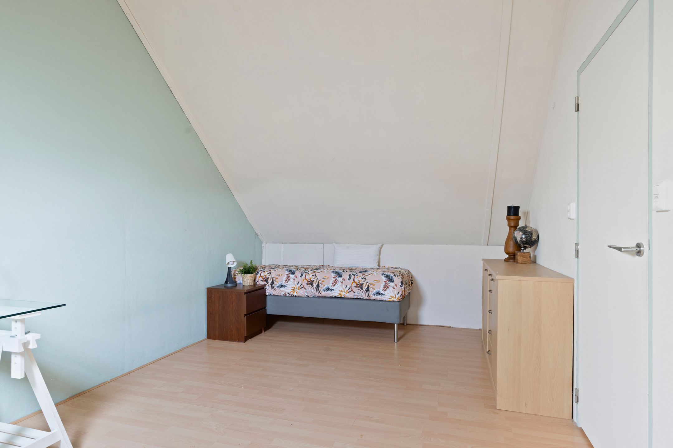 Photo 21 of Namenstraat 36