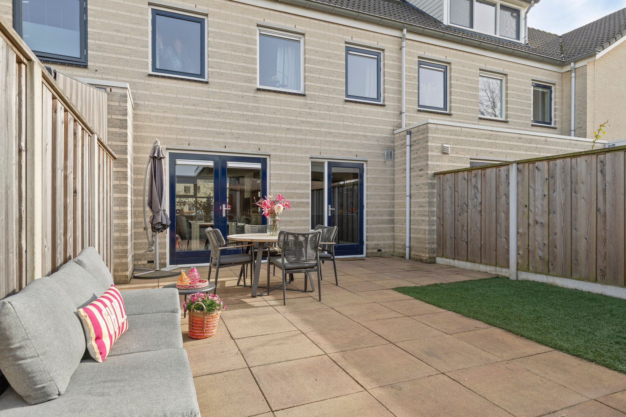 Photo 24 of Namenstraat 36