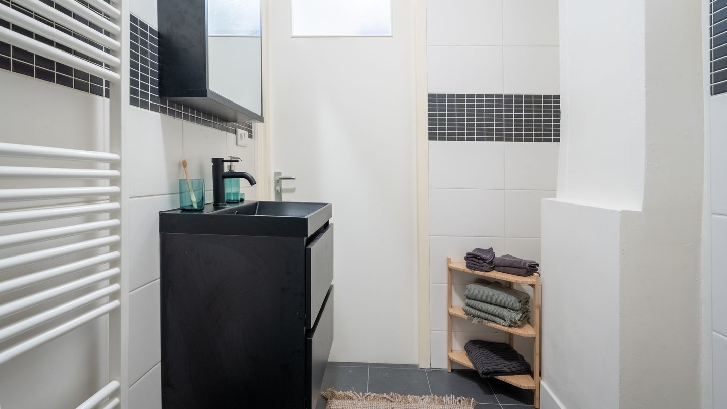 Photo 35 of Hooigracht 67