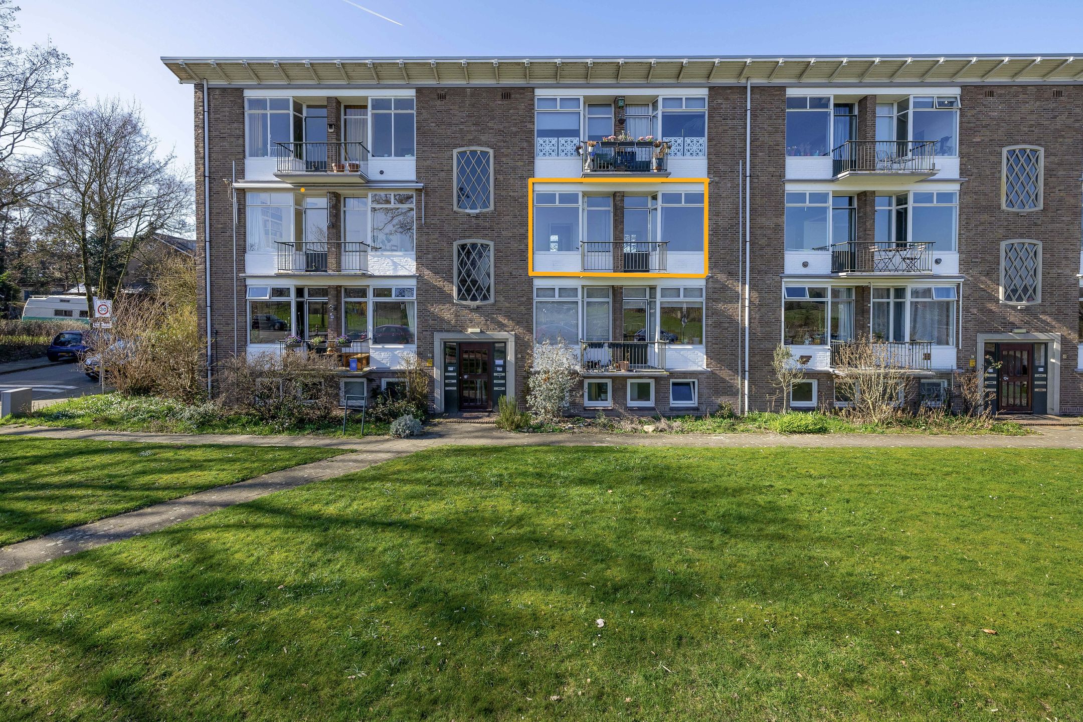 Buying a house in The Netherlands., Diedenweg 65-I