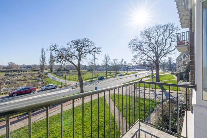 Photo 3 of Diedenweg 65-I