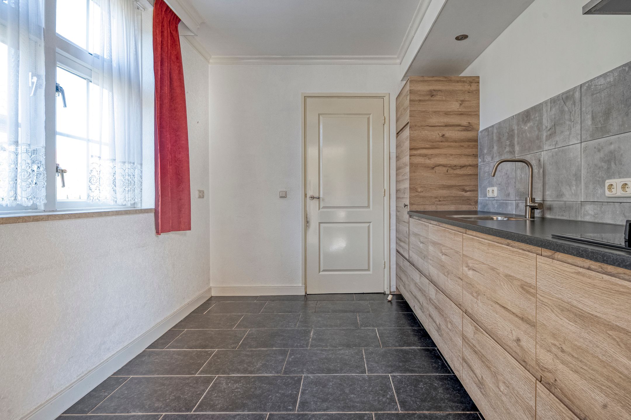 Foto 15 van Brinkerstraat 4