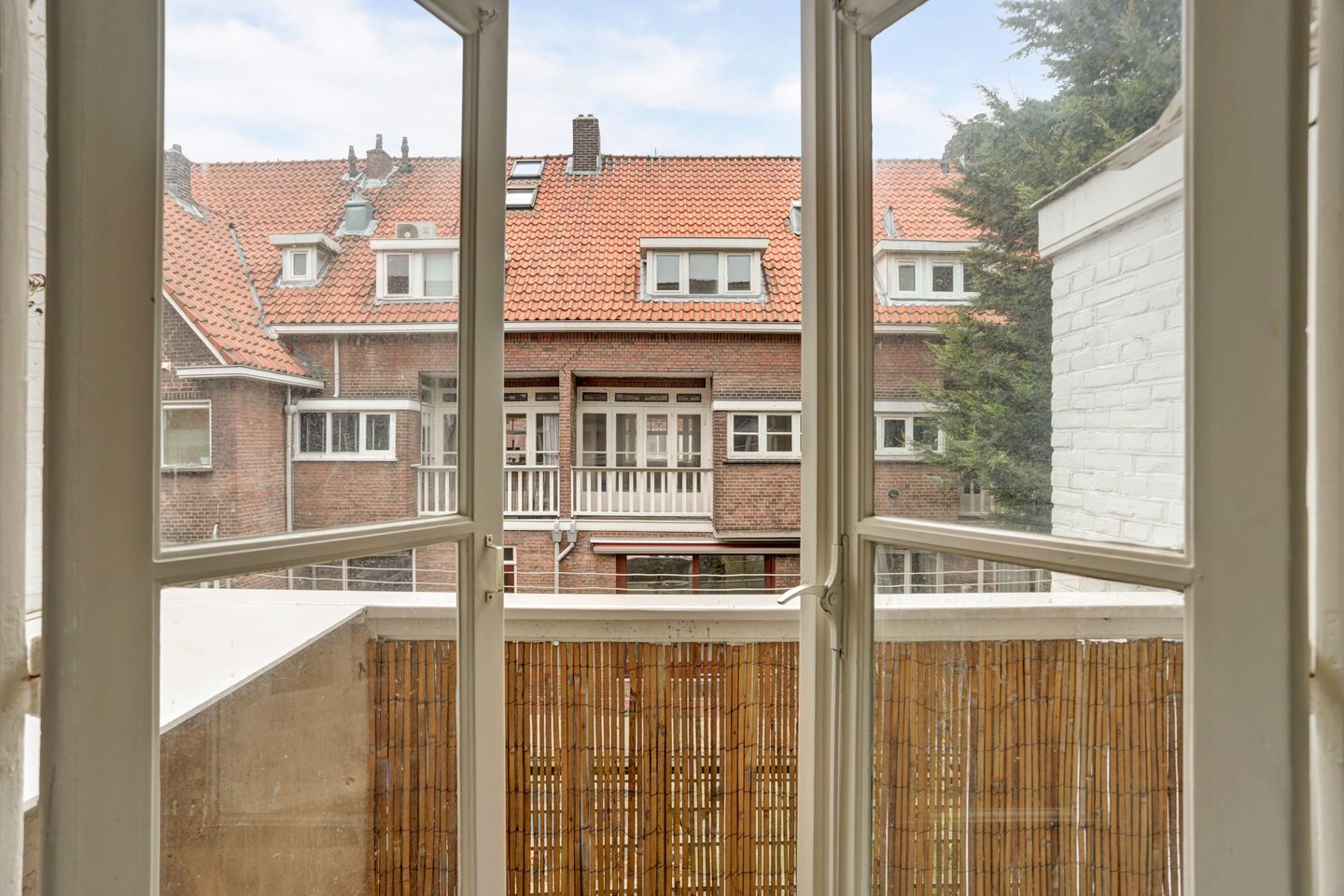 Foto 5 van Azaleastraat 15-A