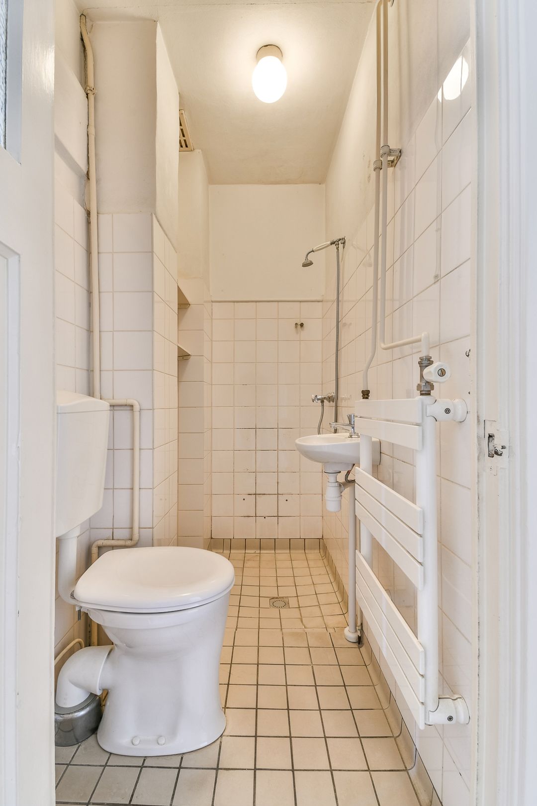 Well-maintained 3-room apartment with west-facing balcony and attic room in Amsterdam Rivierenbuurt — 16