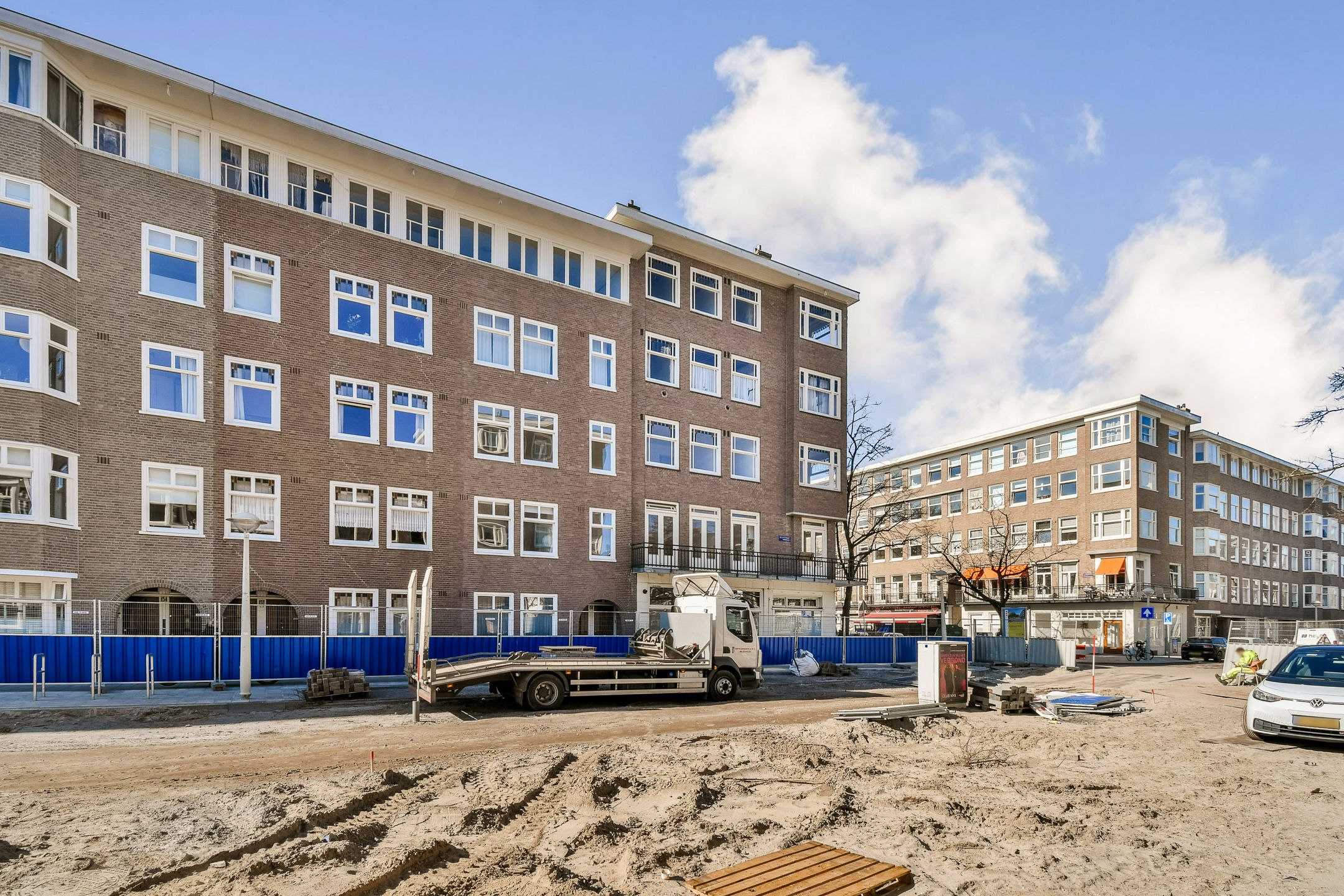 Well-maintained 3-room apartment with west-facing balcony and attic room in Amsterdam Rivierenbuurt — 18