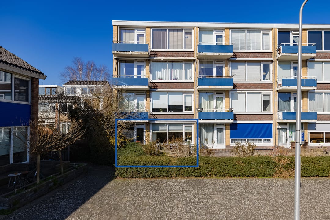 Photo 1 of Roerdompstraat 18