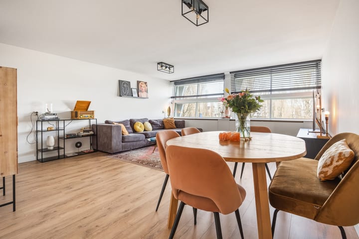 Foto 2 van Borneolaan 191