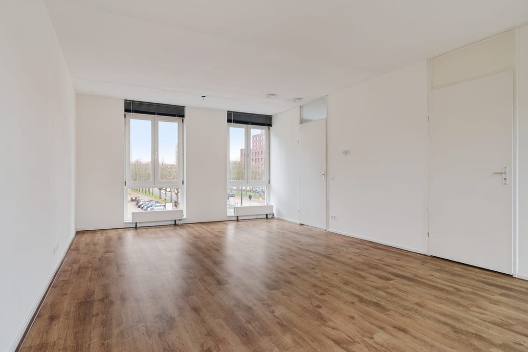 Photo 7 of Oldenzaalsestraat 1-10