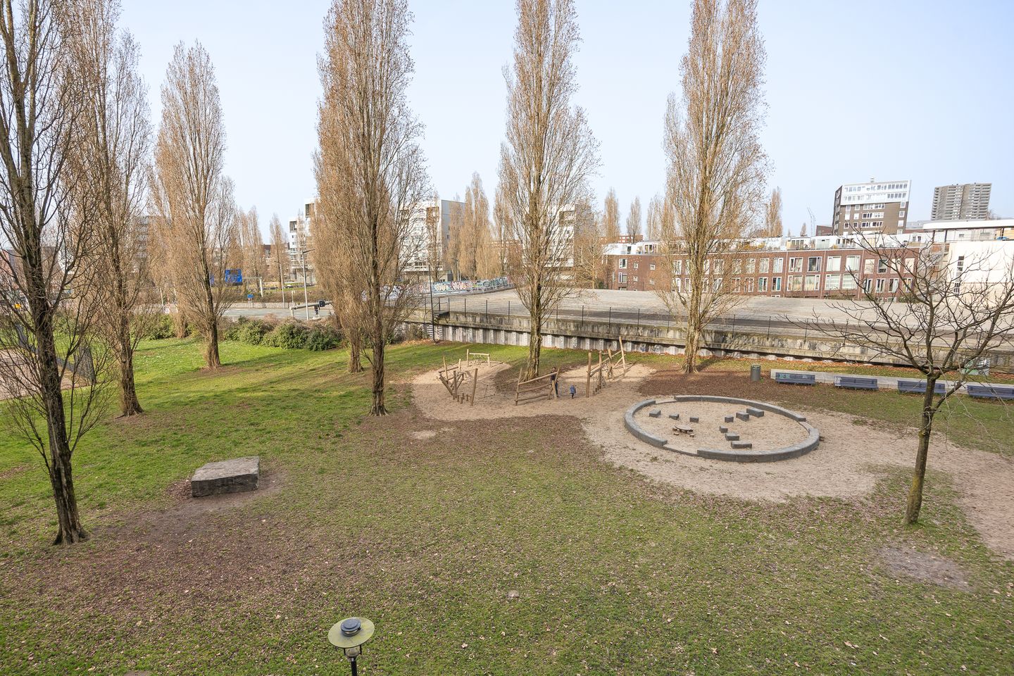 Foto 34 van Borneolaan 191