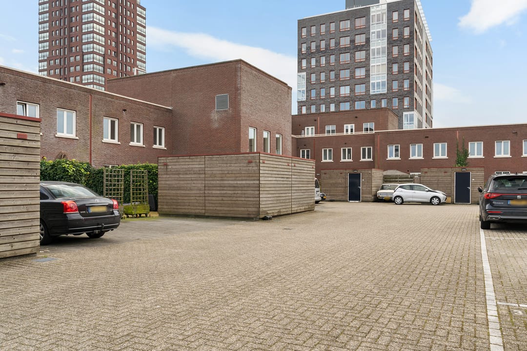 Photo 31 of Oldenzaalsestraat 1-10