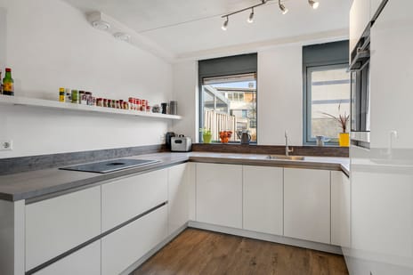 Erasmusstate 48 tertiary image