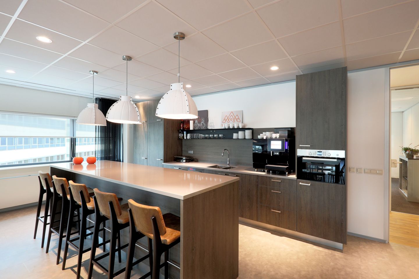 Bekijk foto 4 van Pettelaarpark 100