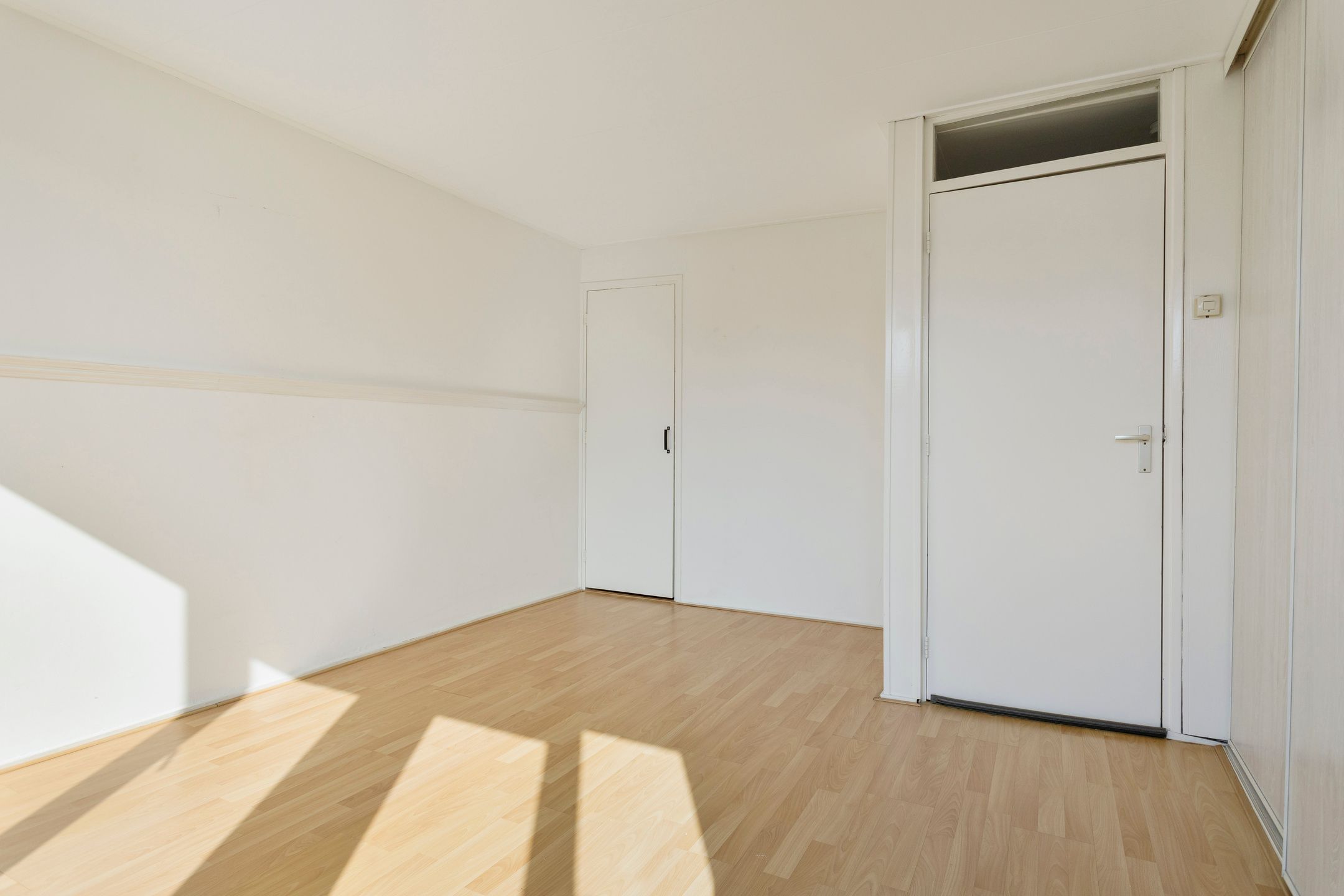 Foto 15 van Falstaffstraat 6