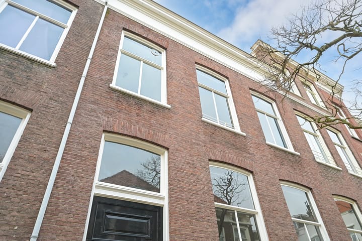 Foto 2 van De Ruijterstraat 86