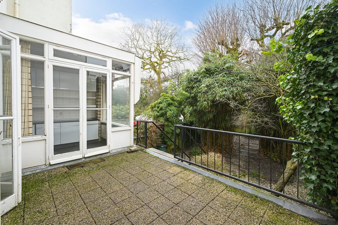 Foto 16 van De Ruijterstraat 86