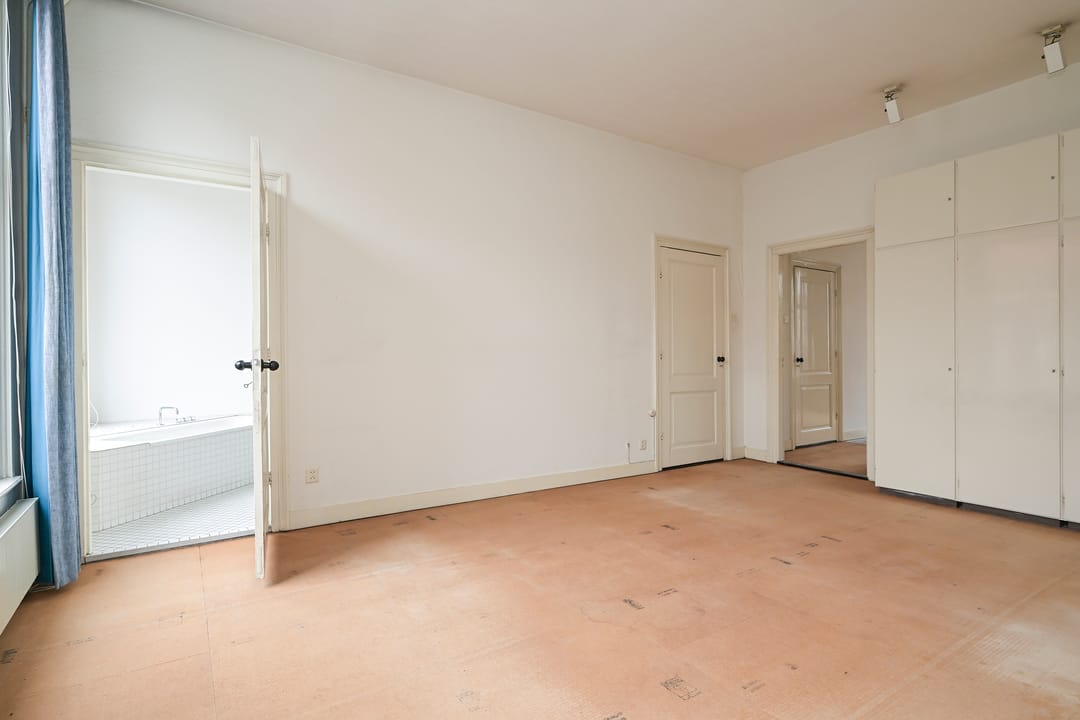 Foto 28 van De Ruijterstraat 86